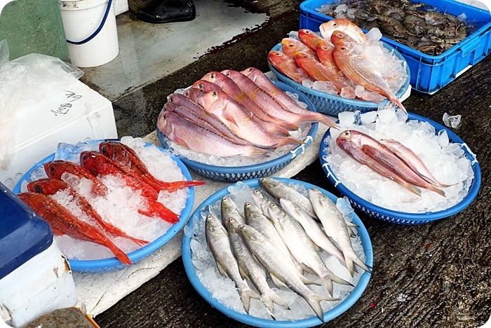 頭城大溪10號海鮮燒烤。自家漁船直送餐桌，全新「魟魚五吃」，一起來嚐鮮！ @捲捲頭 ♡ 品味生活