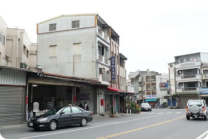 員山大飯店小吃部，在地人從早到晚填飽肚子的傳統美味，這間小菜很可以。全年無休不打烊！ @捲捲頭 ♡ 品味生活