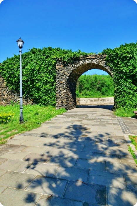 澎湖七美一日遊》七美機車環島（雙心石滬、小台灣、南嶼城），巡航東、西嶼坪嶼X海鷗餵食秀。 @捲捲頭 ♡ 品味生活