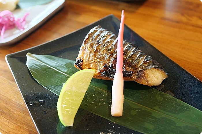 舞饌日式會席料理，享受千坪日式庭園，甜蝦時魚刺身、平目西京燒，一連呈現10道絕美滋味的精緻會席料理，享受全新的味覺饗宴！ @捲捲頭 ♡ 品味生活