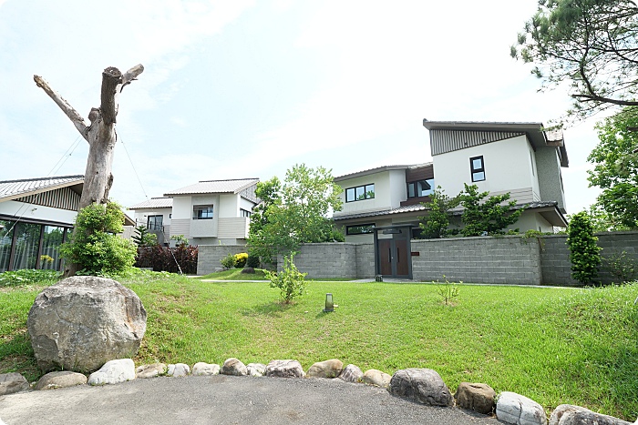 綠舞國際觀光飯店，日式風情庭園，日本浴衣體驗X戶外探索樂園，還有小朋友最愛的騎士堡遊戲間！ @捲捲頭 ♡ 品味生活